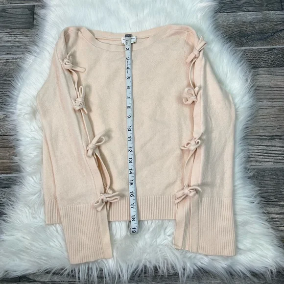 Club Monaco Debren Cashmere Sweater - Picture 7 of 8